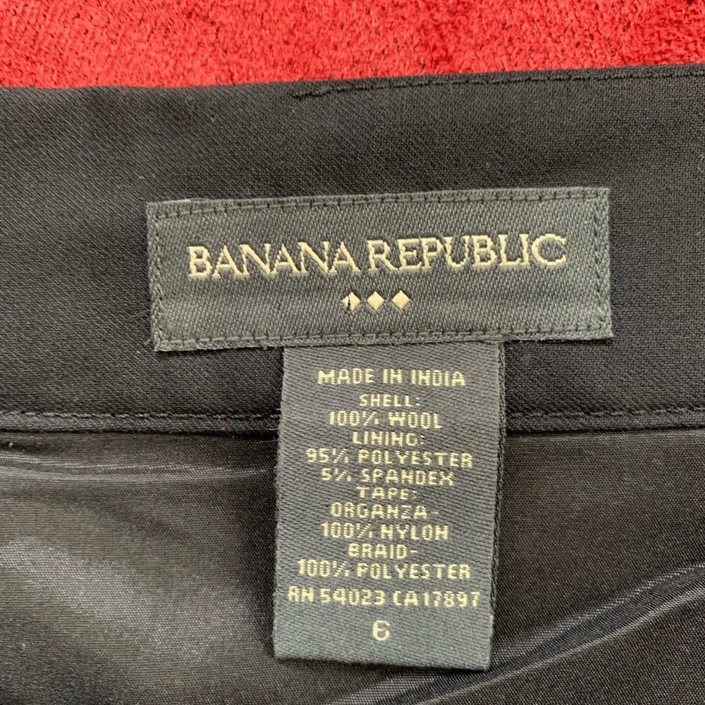 Banana Republic Pleated hem wool skirt w/ribbon bow Wool, Lined, Size 6 - Picture 4 of 4